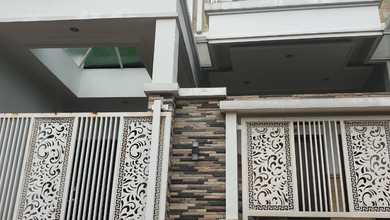 Jual Rumah Siap Huni area Petukangan, Jakarta Selatan, LT 242 m2