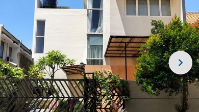 Rumah 2 Lantai Luas130m² Proses Lelang Letak Strategis