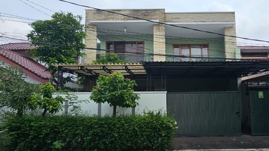 Jual Rumah Siap Huni di Ciputat, Tangerang Selatan, LT 403 m2