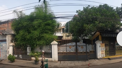 Jual Rumah Bagus LT 624 m2 area Kembangan, Jakarta Barat
