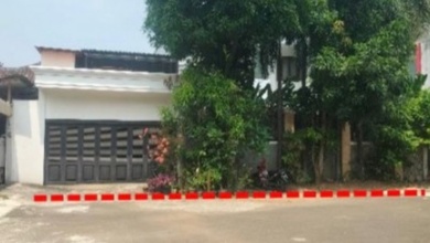 Rumah 2 Lantai Luas Tanah 712m² 2 Bidang Tanah Proses Lelang