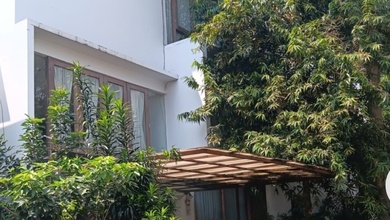 Rumah Kemang Luas 343 Letak Strategis Nyaman