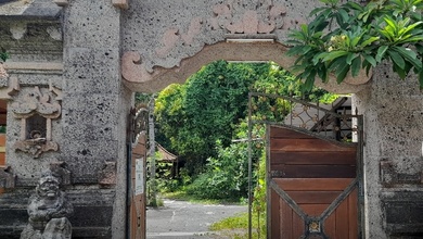 Rumah Di Kuta Luas 2127 Lelang Letak Strategis