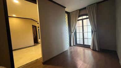 Rumah Komplek Puri Cinere Jl Dago Cinere Depok