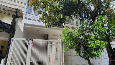 Rumah Modern Minimalis Kelapa Lilin Kelapa Gading Jakarta Utara