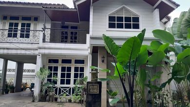 Rumah Modern di Lebak Bulus, Jakarta Selatan, Luas 290 m2