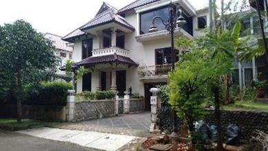 Rumah Dekat Mrt Komplek Bukit Pratama Lebak Bulus .