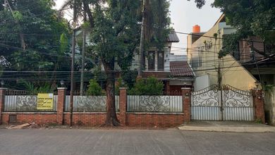 Rumah Elit Luas 622 m2, area Kemang, Jakarta Selatan