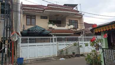Rumah Kelapa Gading Strategis Aman
