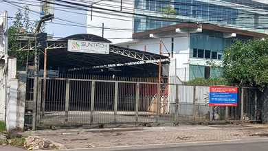 Gudang Dgn Luas Tanah 708M - Letak Strategis di Pesanggrahan