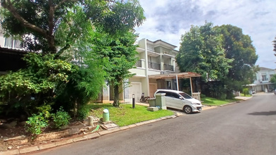 Dijual Lelang Rumah Minimalis Letak Strategis di Gading Serpong