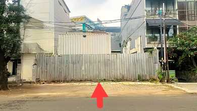 Jakarta Selatan - Tanah Kosong Sangat Strategi. SHM LT 294 M2. Dijalan Gandaria Raya 1. Kebayoran Baru. Jakarta Selatan