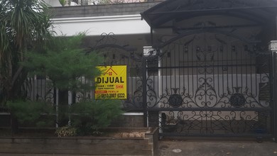 Di Jual Rumah 2Lt Siap Huni, Kondisi Bagus,Dekat Banyak Fasilitas,Bebas Banjir,Lokasi Strategis, Dekat Akses Tol Joglo