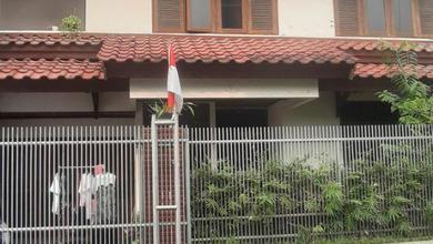 Di Jual Rumah 2Lt, Siap Huni, Lokasi Strategis, di Jual Lelang Harga All In, Dekat Akses Tol