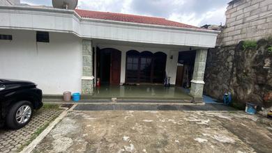 Di Jual Rumah Kondisi Bagus, Siap Huni, Lokasi Strtegis, di Jual Melalui Proses Lelang, Dekat Banyak Fasilitas