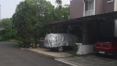 Di Jual Rumah 2Lt, Siap Huni, Kondisi Bagus, Bebas Banjir, Lokasi Strtegis, Dekat Banyak Fasilitas, Dekat Akses Tol