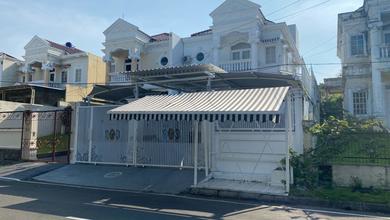 Di Jual Rumah 2Lt, Kondisi Bagus, Lokasi Strategis, di Jual Lelang, Dekat Banyak Fasilitas, Dekat Akses Tol