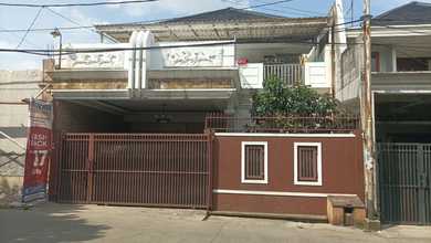 Di Jual Rumah 2 LT, Kondisi Bagus, Siap Huni, Dekat Pusat Bisnis, Lokasi Strategis, Dekat Akses Tol