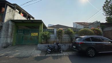 Lelang Rumah Strategis di Kebon Jeruk Luas 443M2