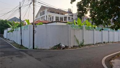 Rumah Hook Gambir Jakarta Selatan | Luas 255M2 | Limit 5 M