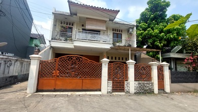 Rumah Apik 2 Lantai di Jl Ja'ani Nasir, Cawang. Dkt ke Jl Dewi Sartika & Selangkah ke Uki