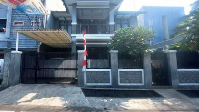 Rumah Apik 2 Lantai di Jl Kawi Kawi Bawah, Johar Baru. Dkt ke Salemba
