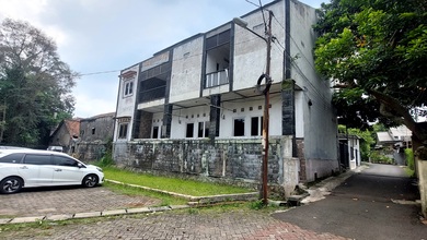 Rumah & Kostan Di Jl Taman Sari, Lebak Bulus. Dkt Ke Jl Karang Tengah Raya