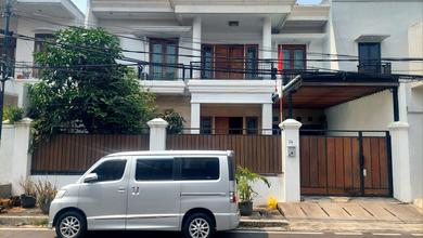 Rumah Mewah 2 Lantai di Komp Sekneg Cempaka Putih Barat. Dkt ke Percetakan Negara