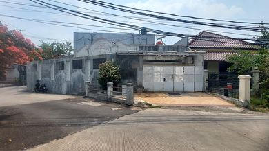 Rumah Lama Di Komp Jatipadang Baru, Pasar Minggu. Dkt Ke Pejaten