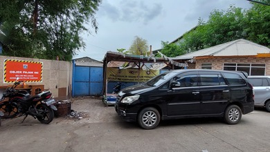 Eks Pabrik di Jl Pangeran Komarudin Lama, Cakung. Dkt Tol Lingkar Luar
