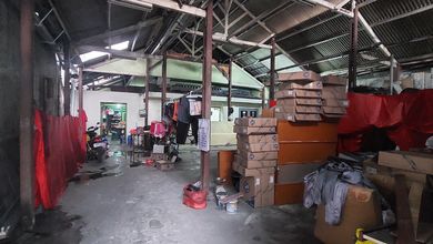 Rumah Lama Di Jl Pramuka, Paseban, Senen. Dkt Ke Jl Salemba 