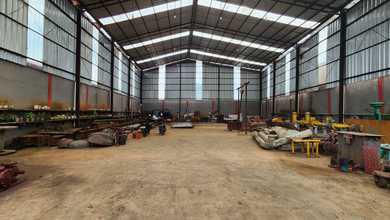 Gudang Murah Siap Pakai di Jl Raya Tapos, Depok. Dkt ke Akses Tol Jagorawi