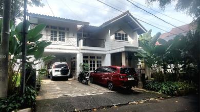 Rumah Asri 2 Lantai di Bumi Karang Indah, Lebak Bulus. Dkt ke Cinere