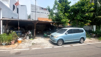 Rumah Lama Hitung Tanah di Cempaka Putih Barat. Dkt ke Jl Percetakan Negara