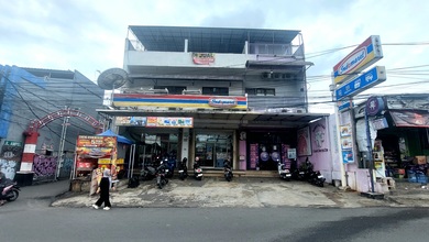 Ruko Gandeng 3 di Jl Taman Mini Pintu 2, Cipayung. Dkt ke Tol Jagorawi