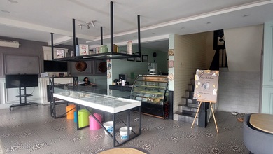 Dijual Cepat Ruang Usaha 2 Lantai Di Jl Karang Tengah Raya, Lebak Bulus, Cilandak