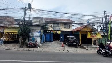 Ruko Murah Gandeng 3 Di Jl Centex, Ciracas. Dkt Ke Kampung Rambutan