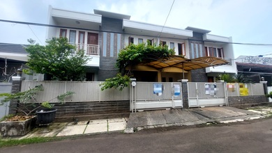 Rumah Apik 2 Lantai di Jl Kepodang Bintaro Sektor 2, Tangsel. Dkt Akses Tol Jkt- Serpong