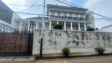 Rumah Mewah 3 Lantai Di Jl Abuserin, Gandaria Selatan, Cilandak. Dkt Ke Jl Raya Fatmawati