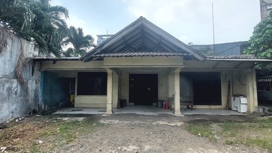 Rumah Tua Di Jl Raya Terogong, Cilandak Barat. Dkt Ke Pondok Indah