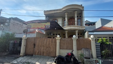 Rumah 2 Lantai Di Jl Galur Sari, Utan Kayu Selatan, Matraman. Dkt Ke Jl Pramuka