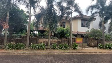 Jual Rumah Siap Tinggal di Cinere, Depok, LT 550 m2