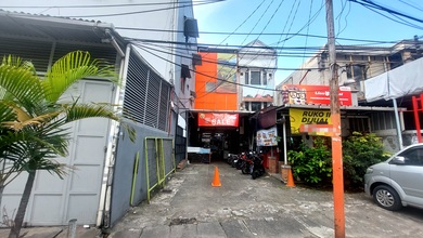 Ruko Murah 3 Lantai di Jl Sunan Sedayu, Rawamangun
