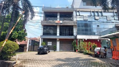 Ruko Gandeng 3 Lantai Di Jl Fatmawati, Cipete Selatan, Cilandak. Dkt ke Jl Antasari
