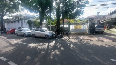 Rumah Lama Termurah di Jl Tebet Barat Raya. Dkt ke Jl Saharjo