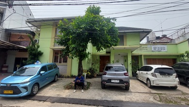 Kostan Murah 2 Lantai Di Jl Wijaya Timur, Petogogan, Kebayoran Baru. Dkt Ke Jl Wolter Monginsidi