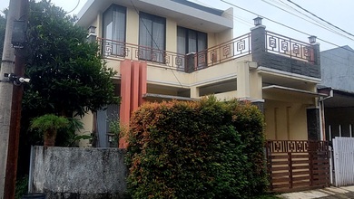 Rumah 2 Lantai di Bukit Golf Riverside Cibibur Cluster Orchid, Gunung Putri, Bogor