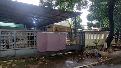 Rumah Asri 1 Lantai di Jl Surabaya, Menteng. Dkt ke Jl Sudirman & Kuningan