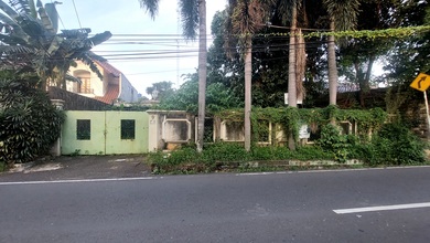 Rumah Lama Hitung Tanah Termurah di Jl Jatipadang Utara, Pasar Minggu. Dkt ke Pejaten