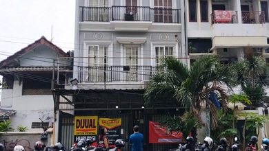 Ruko Murah 3.5 Lantai di Jl Apron Timur, Kebon Kosong, Kemayoran